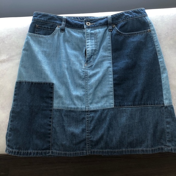Vince Camuto Patchwork Denim Skirt sz 12 - Picture 1 of 4